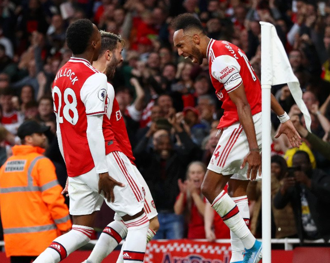 【英超】阿森纳3-2逆转维拉 第80分钟时还是还1-2落后 阿森纳3-2逆转维拉,阿森纳逆转维拉,阿森纳3-2维拉